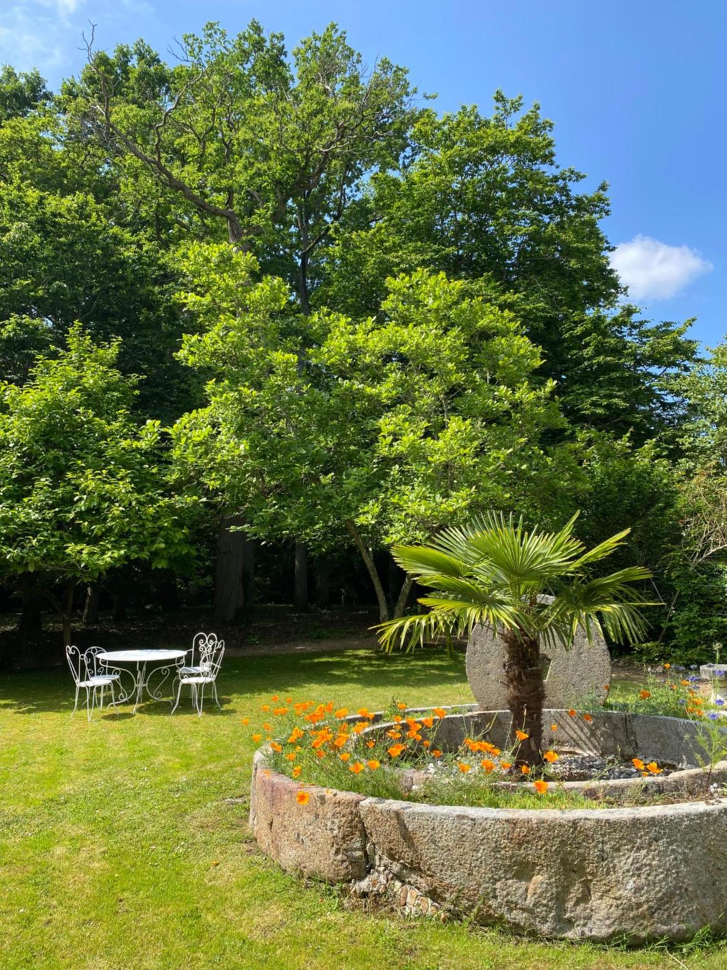 Hotel Manoir Du Parc (Adults Only) Amboise Exterior foto